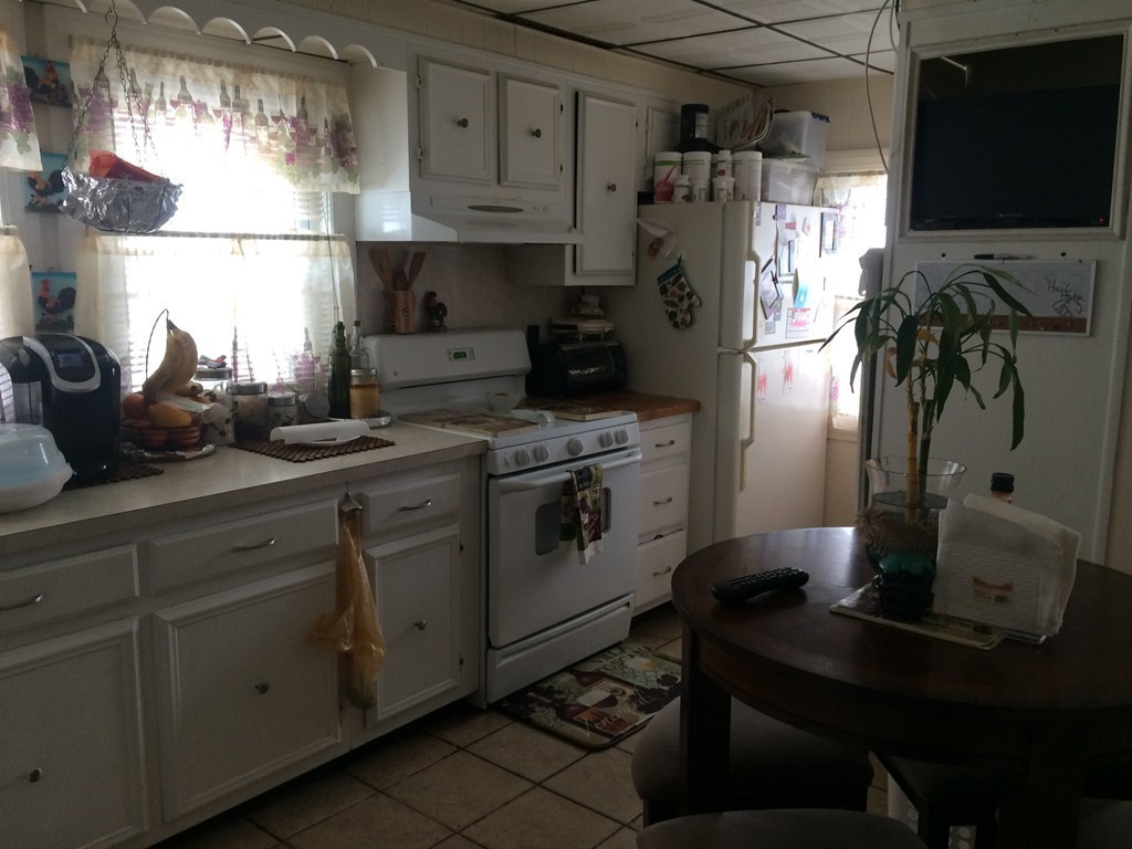 21 Luke Road Everett, MA 02149 - Photo 8 of 25 Gallery Image 8