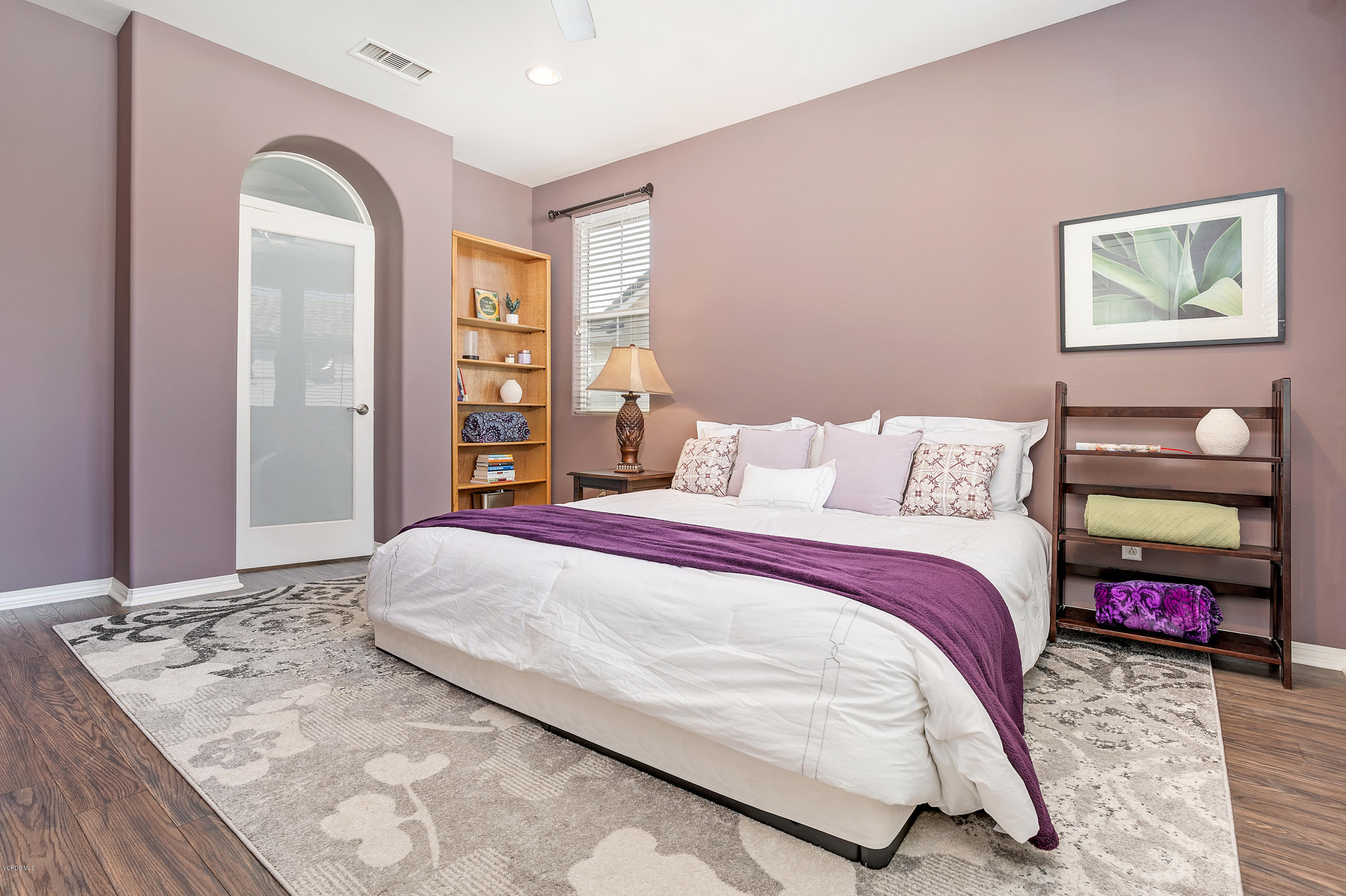 507 Spring Park Road Camarillo, CA 93012 - Photo 19 of 34 a bedroom with a bed and walk in closet