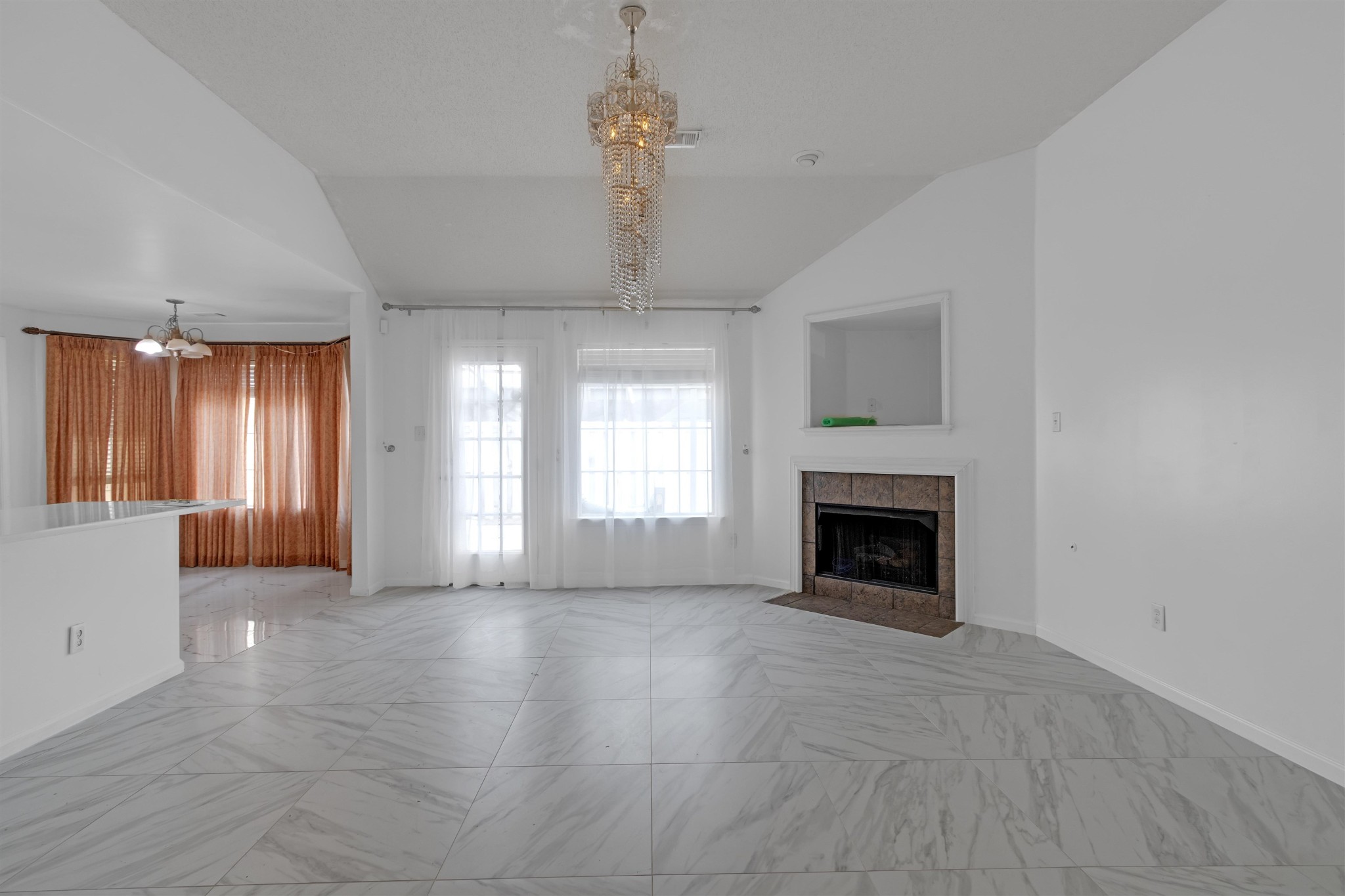 755 North Perkins Road Memphis, TN 38122 - Photo 13 of 25 a view of a livingroom with a fireplace window and wooden floor