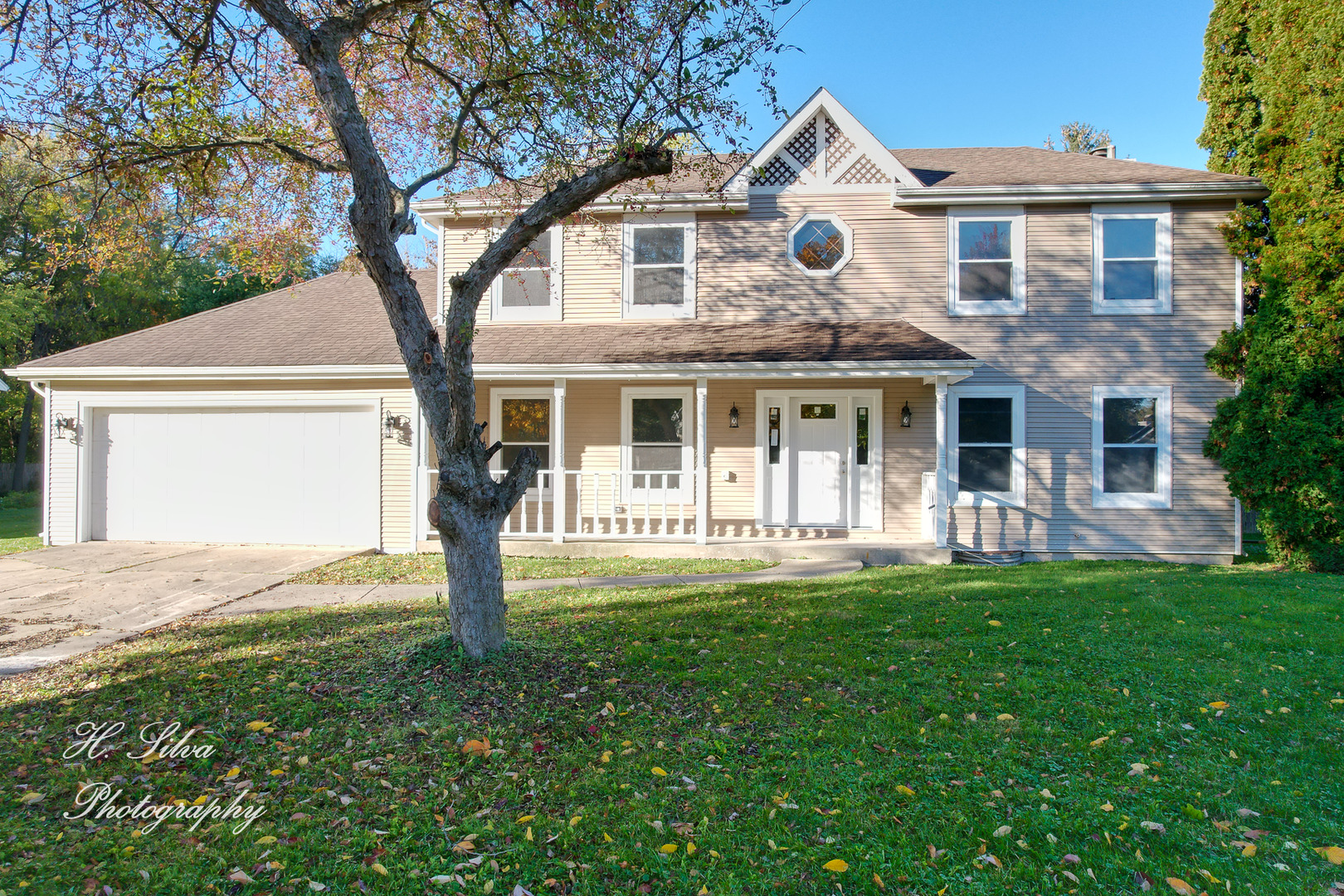331 Cornell Lane Algonquin, IL 60102 - Photo 1 of 30 a front view of a house with a yard and trees