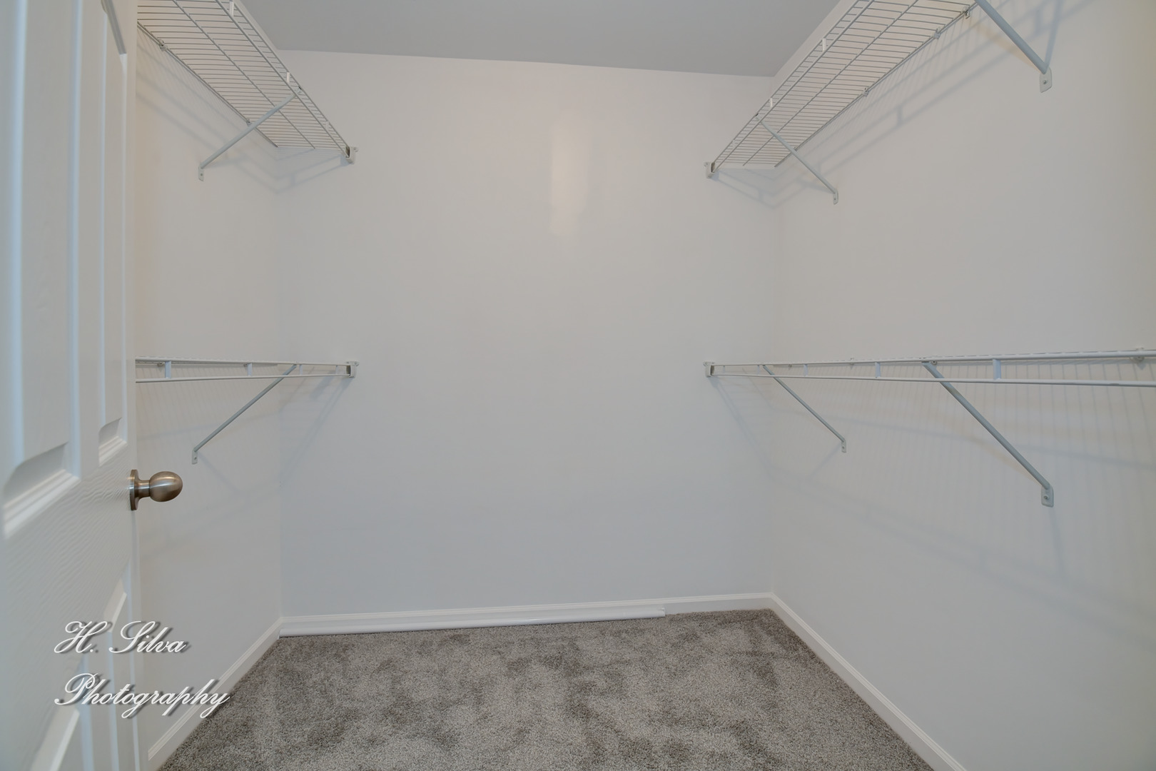 331 Cornell Lane Algonquin, IL 60102 - Photo 20 of 30 a view of a room with racks on the wall