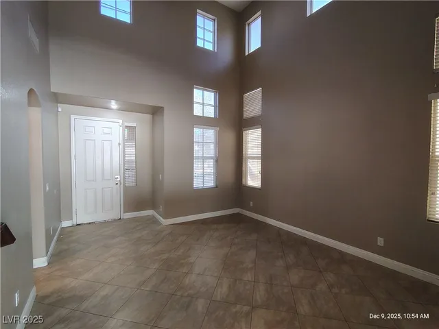 $2,193 | 4715 Deer Forest Avenue, Las Vegas, NV 89139