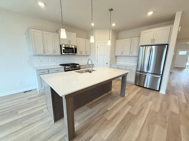 $558,990 | 2590 Kenwood Avenue Northeast, St. Michael, MN 55376