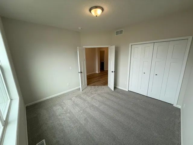 $575,000 | 2590 Kenwood Avenue Northeast, St. Michael, MN 55376