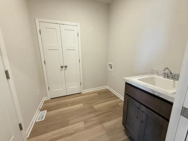 $575,000 | 2590 Kenwood Avenue Northeast, St. Michael, MN 55376