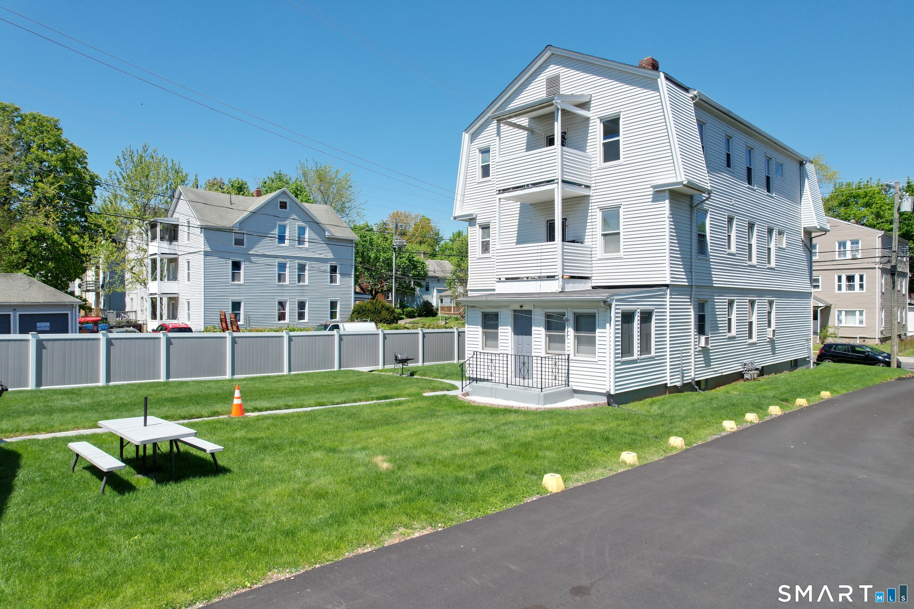 79 Belden Street New Britain, CT 06051 - Photo 36 of 36