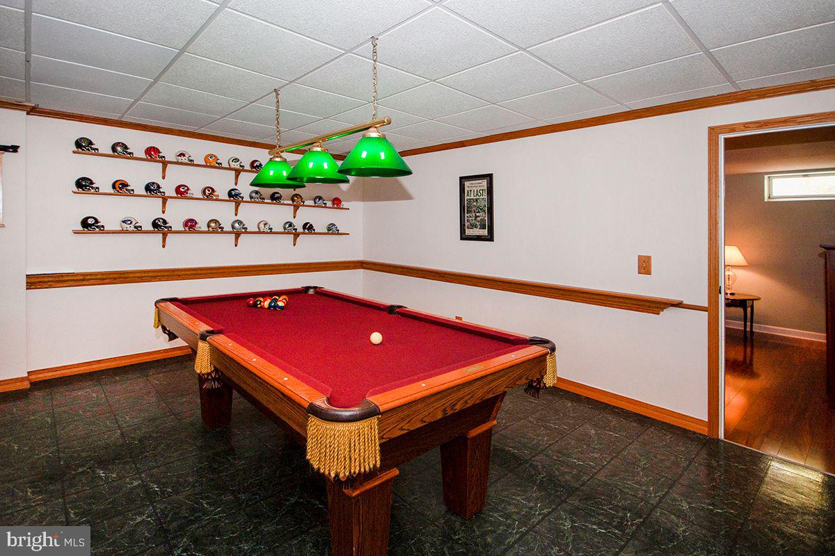 44 Aberdeen Drive Sicklerville, NJ 08081 - Photo 42 of 52 Finished Basement: Huge Pocket Billiard Room