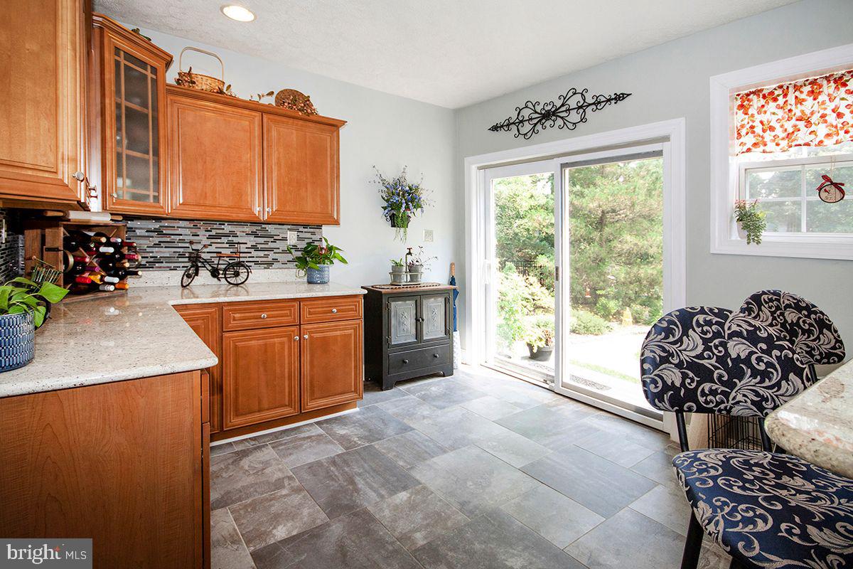44 Aberdeen Drive Sicklerville, NJ 08081 - Photo 49 of 52 Kitchenette for entertaining, rear egress