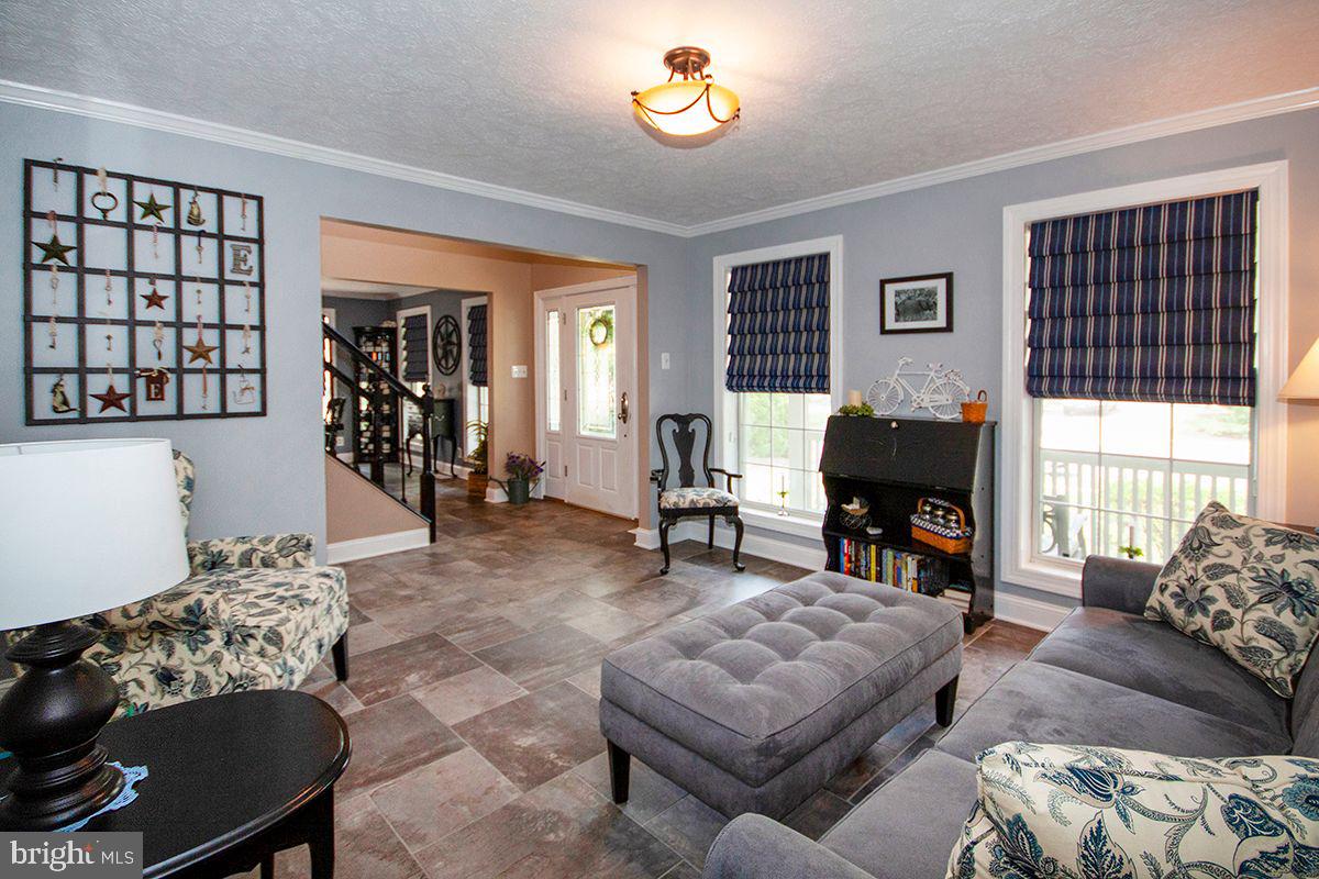 44 Aberdeen Drive Sicklerville, NJ 08081 - Photo 50 of 52 Living Room: Upgraded