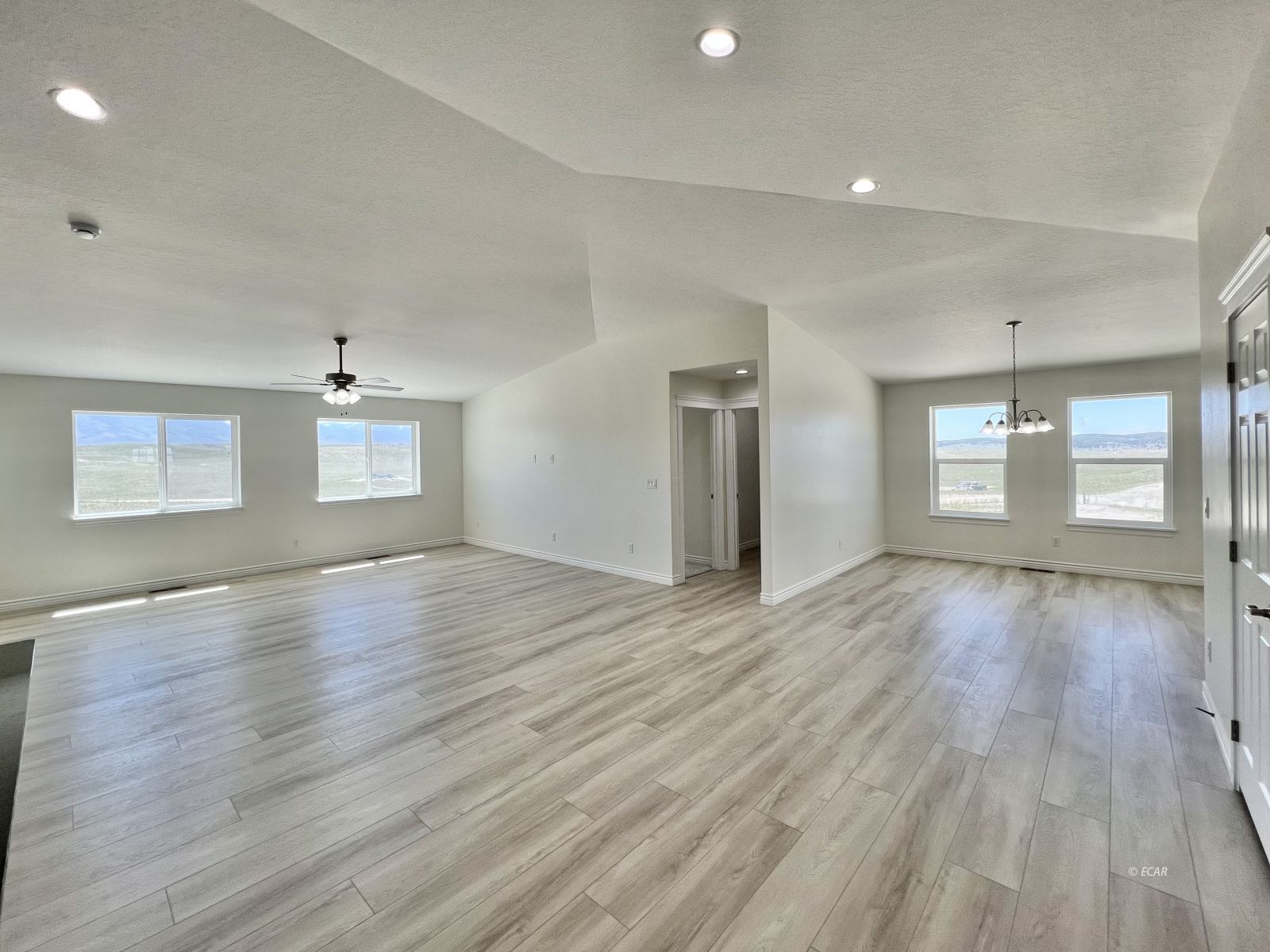 298 Diamond Rdg Drive Spring Creek, NV 89815 - Photo 5 of 33