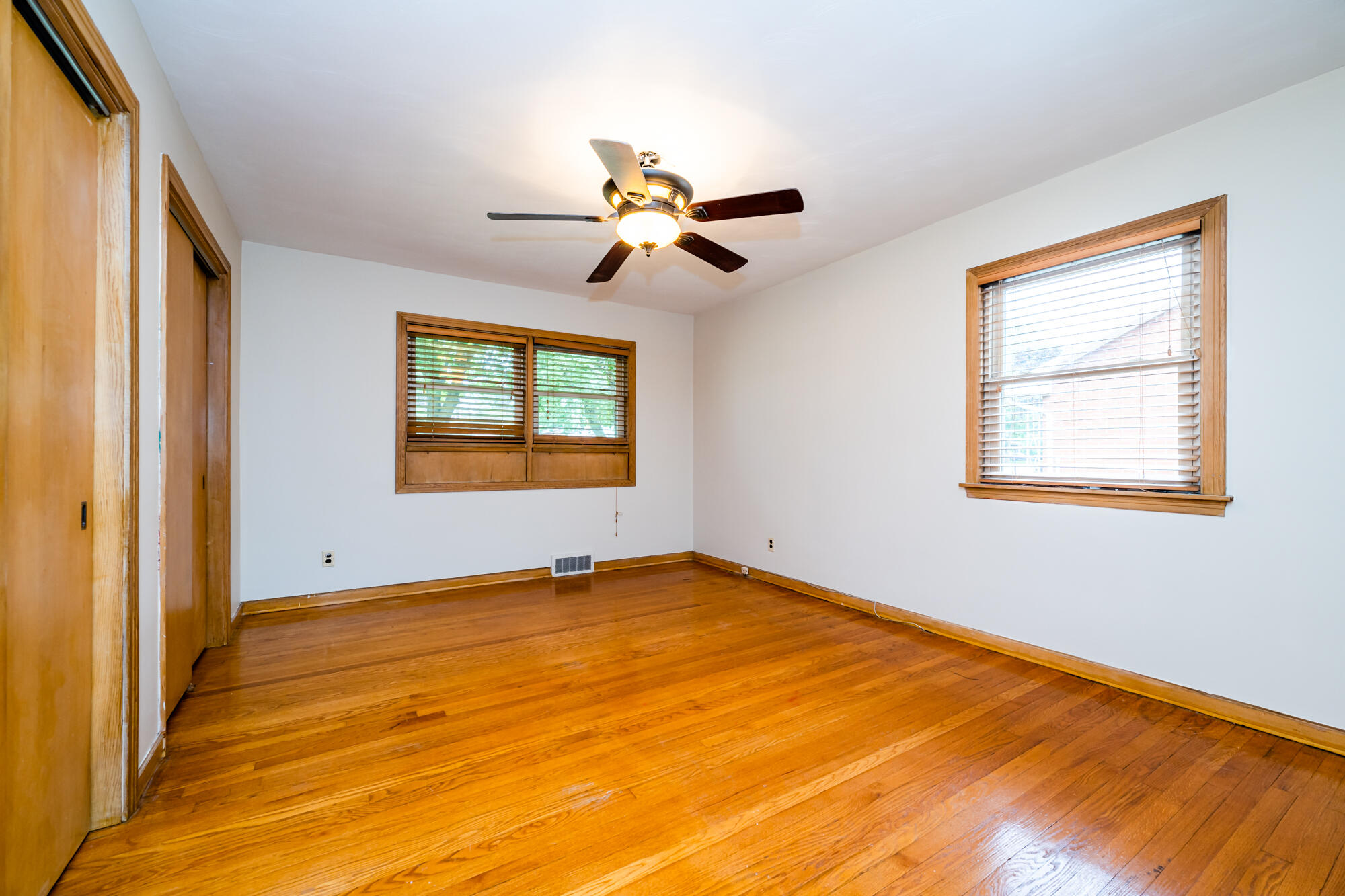 223 Fisk Road Benton Harbor, MI 49022 - Photo 16 of 26 Fiske-116