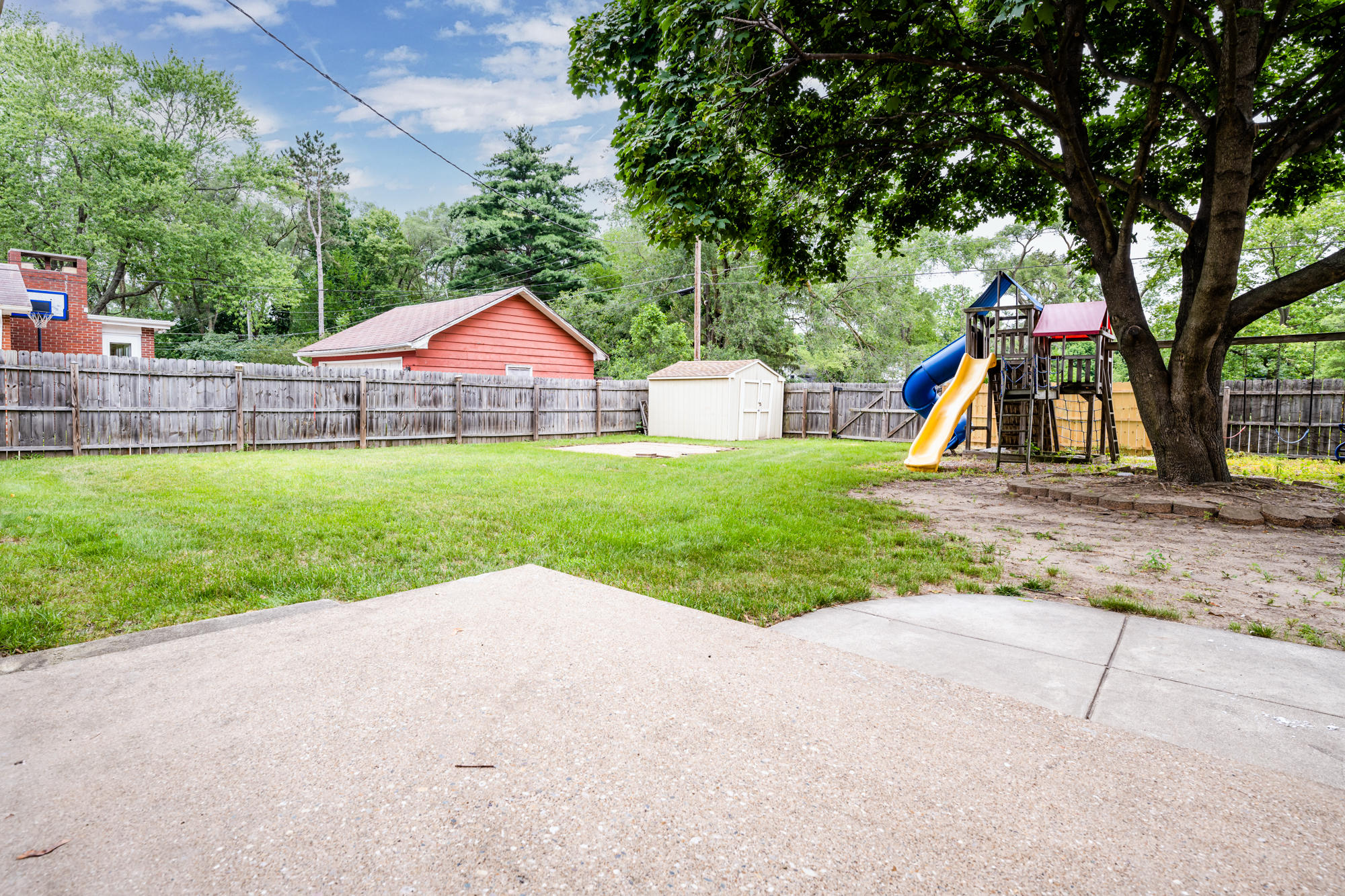 223 Fisk Road Benton Harbor, MI 49022 - Photo 25 of 26 Fiske-125
