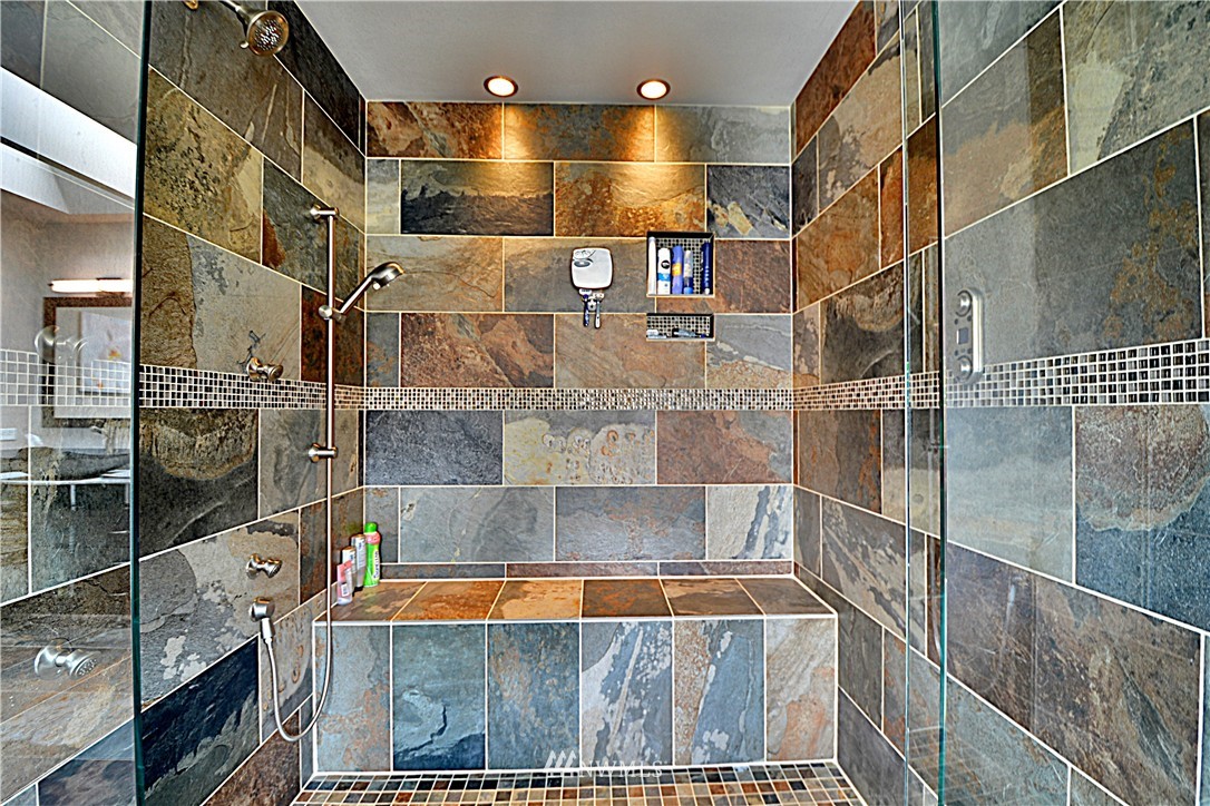 3719 207th Place Southeast Bothell, WA 98021 - Photo 13 of 21