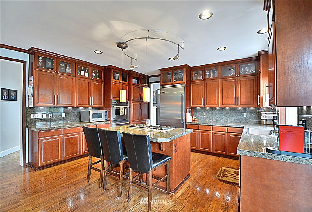 3719 207th Place Southeast Bothell, WA 98021 - Photo 7 of 21