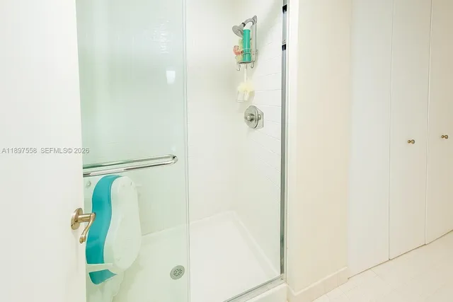 $3,200 | 3610 Yacht Club Drive, Unit 414, Aventura, FL 33180