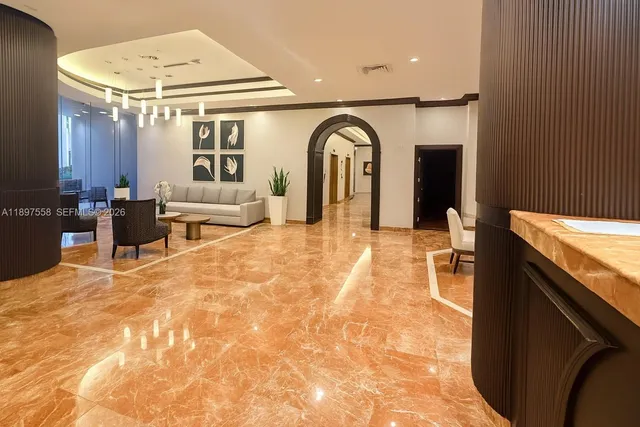 $3,200 | 3610 Yacht Club Drive, Unit 414, Aventura, FL 33180