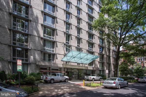 $1,950 | 950 25th Street Northwest, Unit 723N, Washington, DC 20037