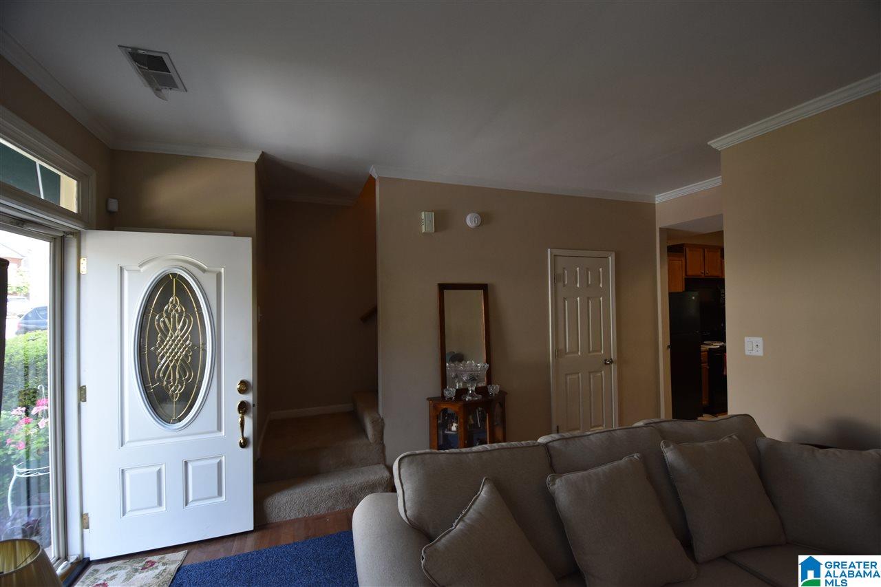 202 Cambrian Ridge Trail Pelham, AL 35124 - Photo 2 of 15