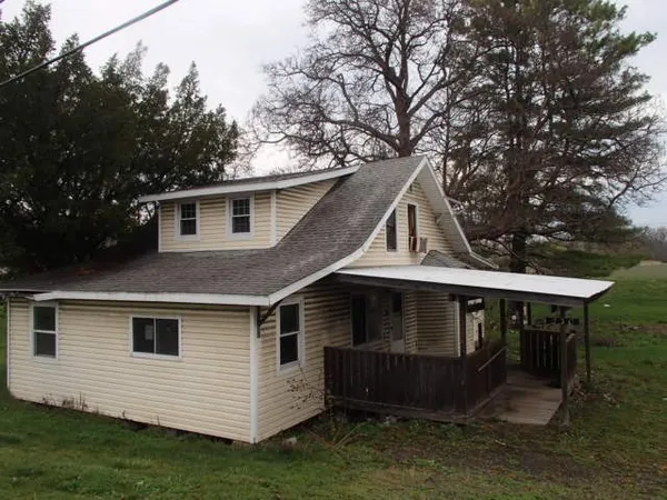 $44,900 | 230 North Catharine Street, Montour, NY 14865