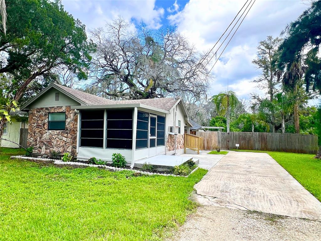 5045 Green Key Road New Port Richey, FL 34652 - Photo 1 of 32