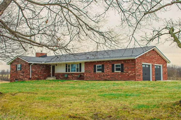 $1,200,000 | 2242 South McCoy Ridge Road, Stockport, OH 43787