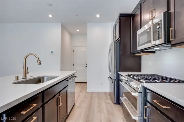 $584,801 | 11905 Angle Clf Avenue, Las Vegas, NV 89138