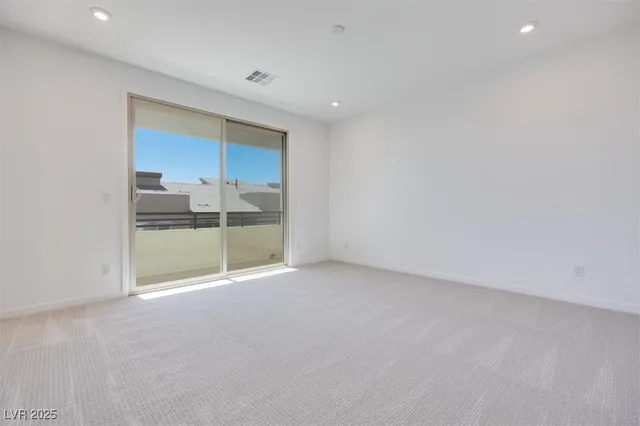 $584,801 | 11905 Angle Clf Avenue, Las Vegas, NV 89138