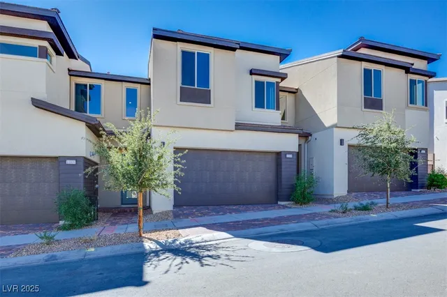 $584,801 | 11905 Angle Clf Avenue, Las Vegas, NV 89138