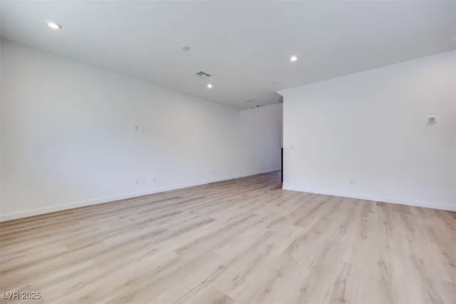 $584,801 | 11905 Angle Clf Avenue, Las Vegas, NV 89138