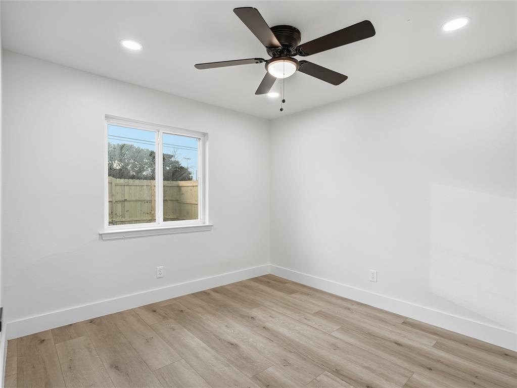 1725 R Avenue Plano, TX 75074 - Photo 30 of 34