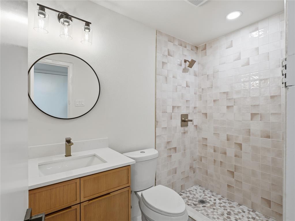 1725 R Avenue Plano, TX 75074 - Photo 8 of 34