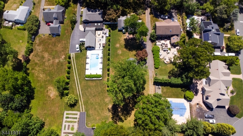 240 Summit Road Mountainside, NJ 07092 - Photo 32 of 33