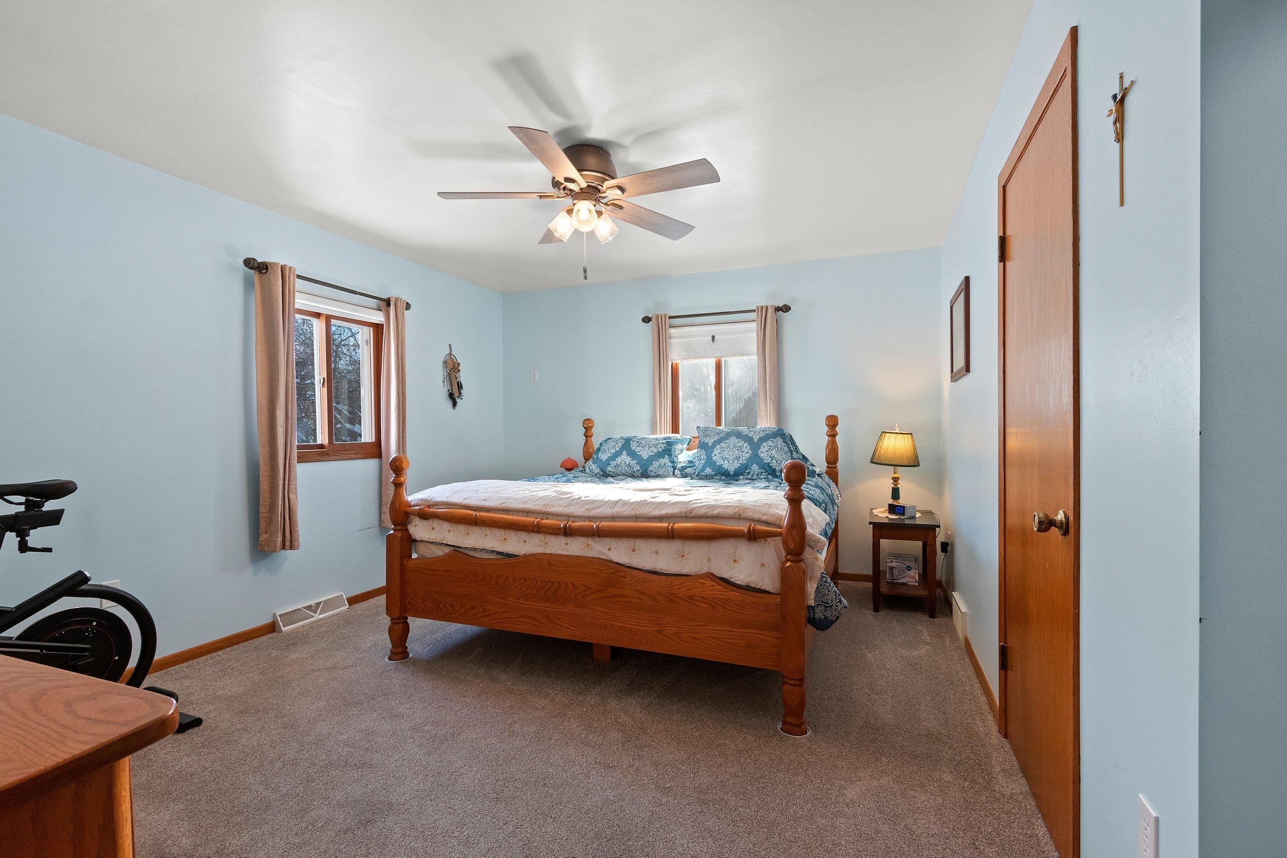 6482 County Rd A Neenah, WI 54956 - Photo 11 of 31