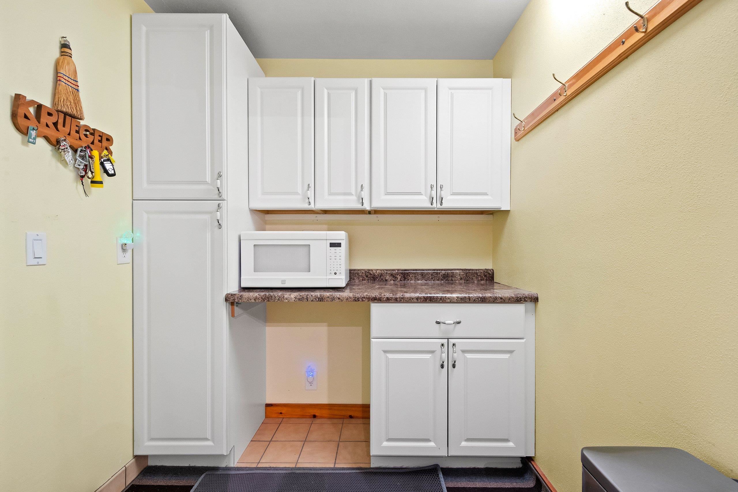 6482 County Rd A Neenah, WI 54956 - Photo 20 of 31