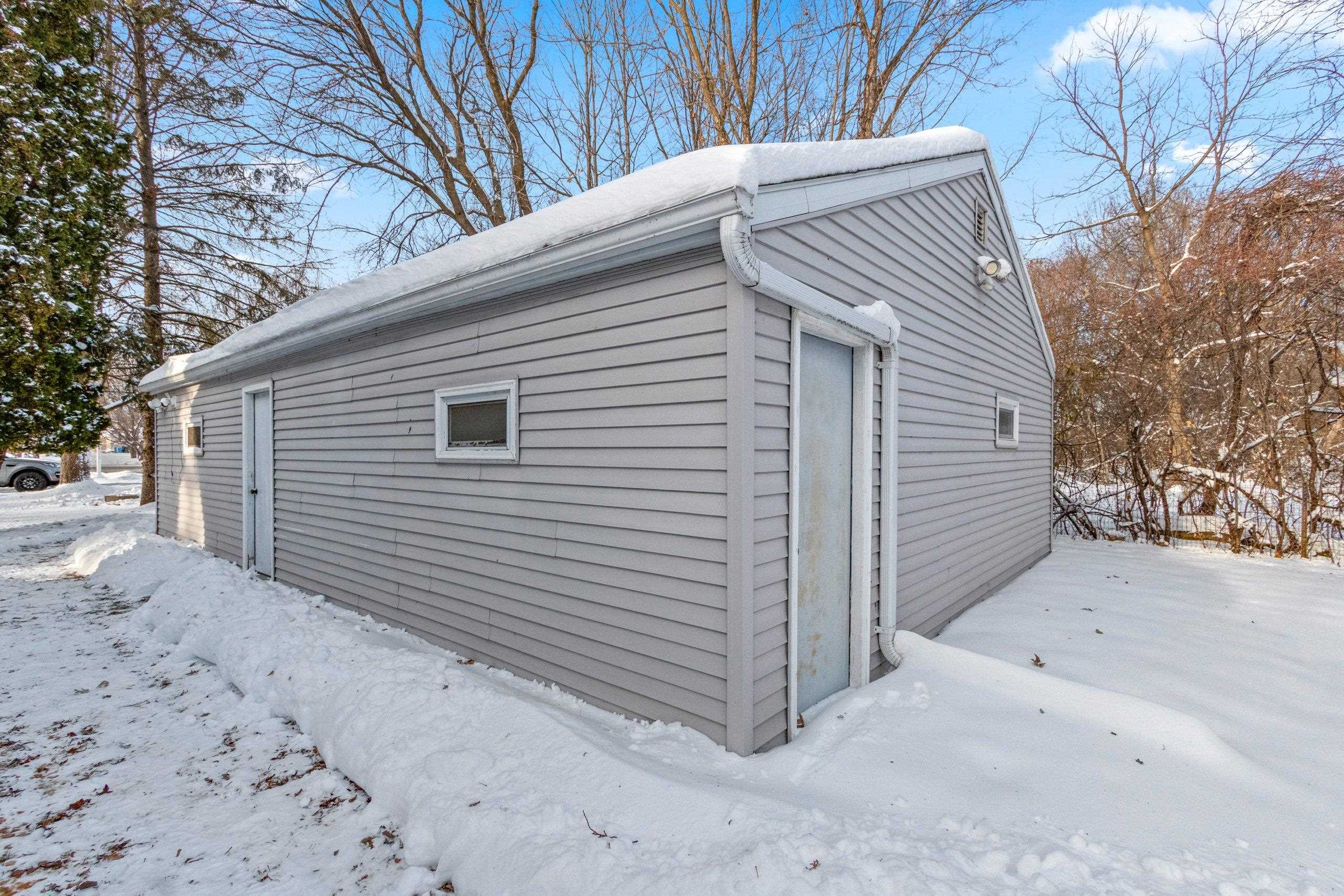 6482 County Rd A Neenah, WI 54956 - Photo 25 of 31