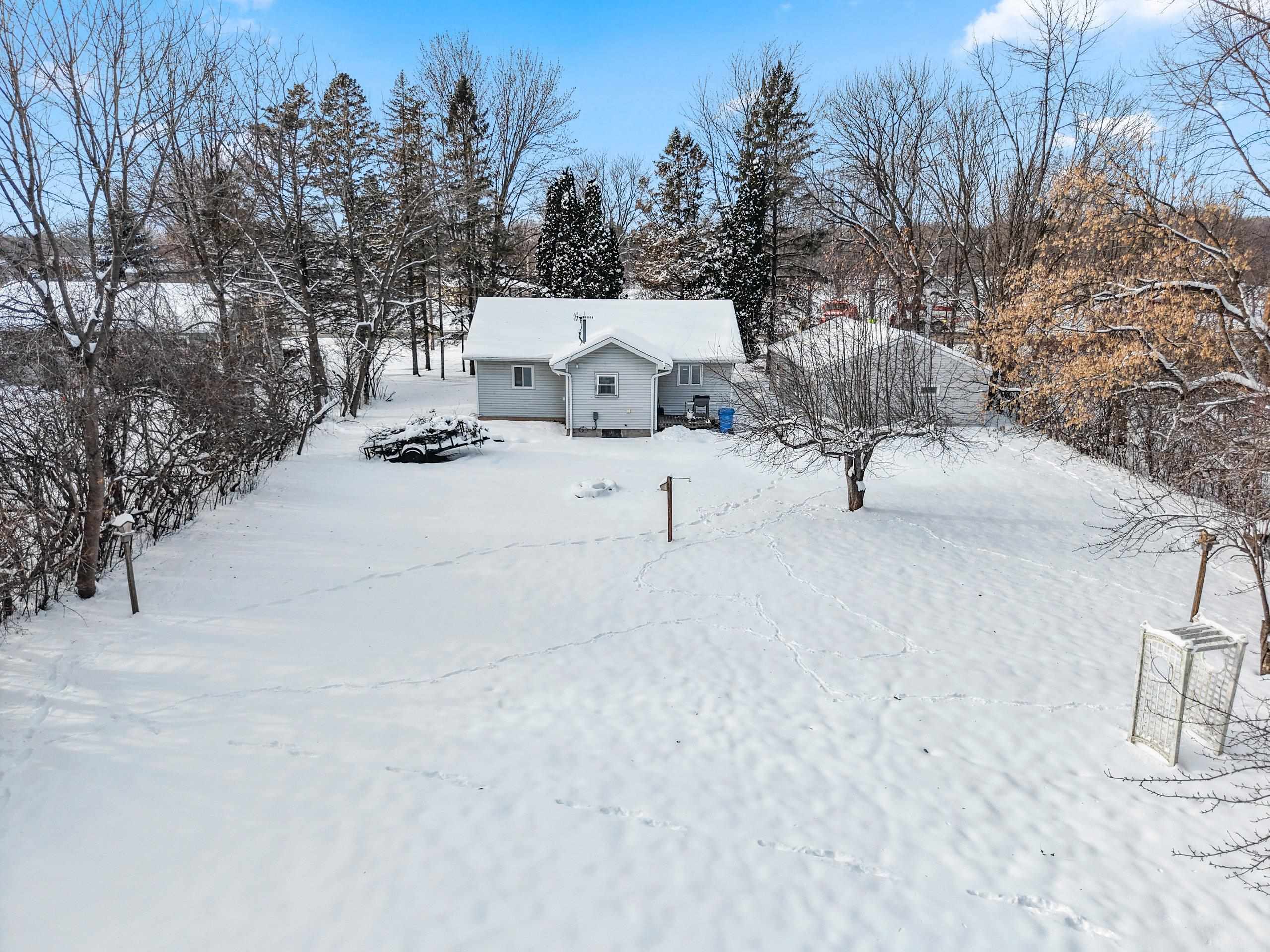 6482 County Rd A Neenah, WI 54956 - Photo 3 of 31