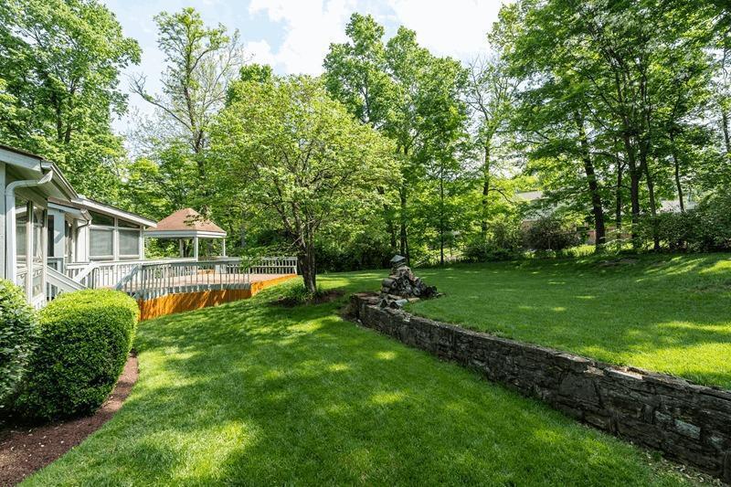 9744 Winton Road Cincinnati, OH 45231 - Photo 44 of 50 Gallery Image 44