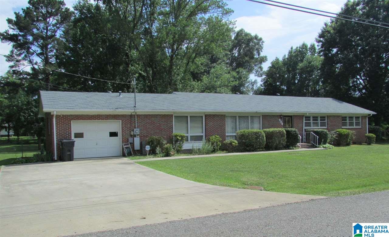 904 Argos Avenue Weaver, AL 36277 - Photo 5 of 31