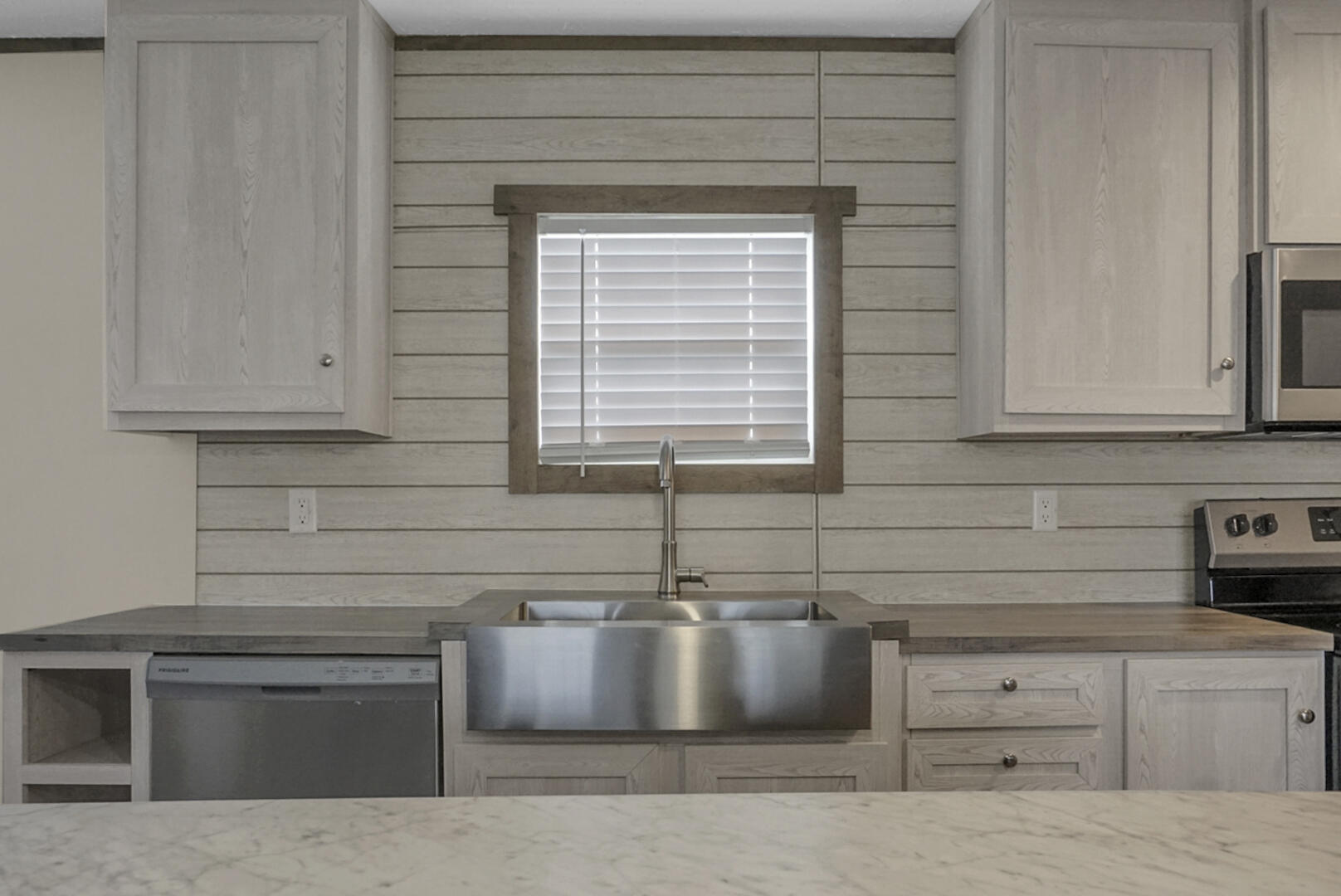 115 Cedar Drive St. Stephen, SC 29479 - Photo 13 of 37 DSC03601