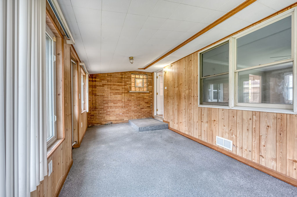 14958 Springfield Avenue Midlothian, IL 60445 - Photo 22 of 26 Gallery Image 22
