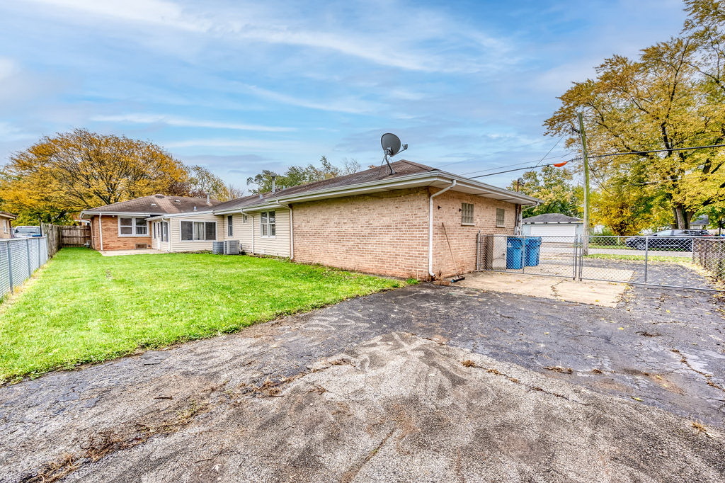 14958 Springfield Avenue Midlothian, IL 60445 - Photo 26 of 26 Gallery Image 26
