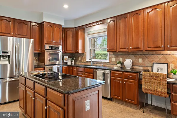 $1,149,000 | 150 South River Landing Road, Edgewater, MD 21037
