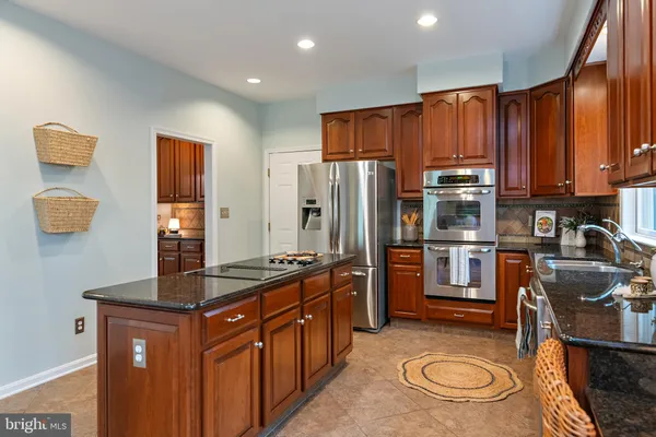 $1,149,000 | 150 South River Landing Road, Edgewater, MD 21037