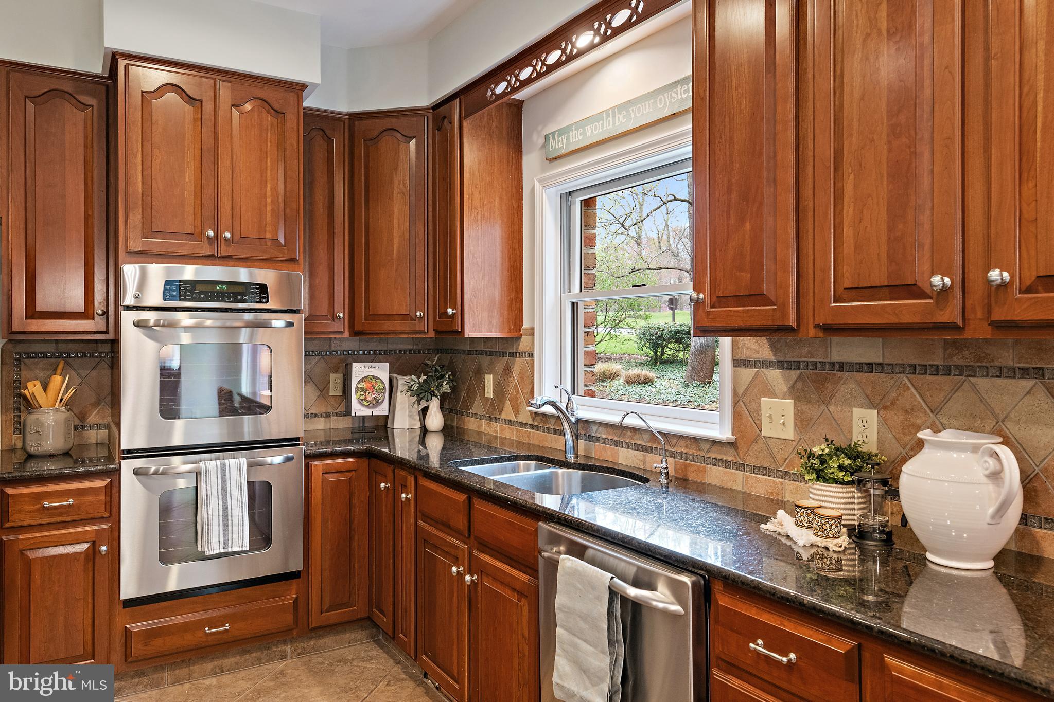 150 South River Landing Road Edgewater, MD 21037 - Photo 18 of 51