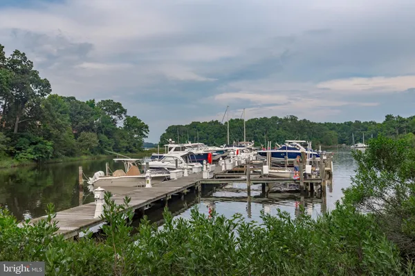 $1,149,000 | 150 South River Landing Road, Edgewater, MD 21037