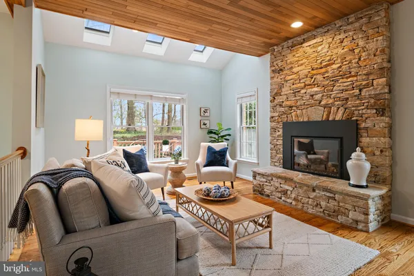 $1,149,000 | 150 South River Landing Road, Edgewater, MD 21037