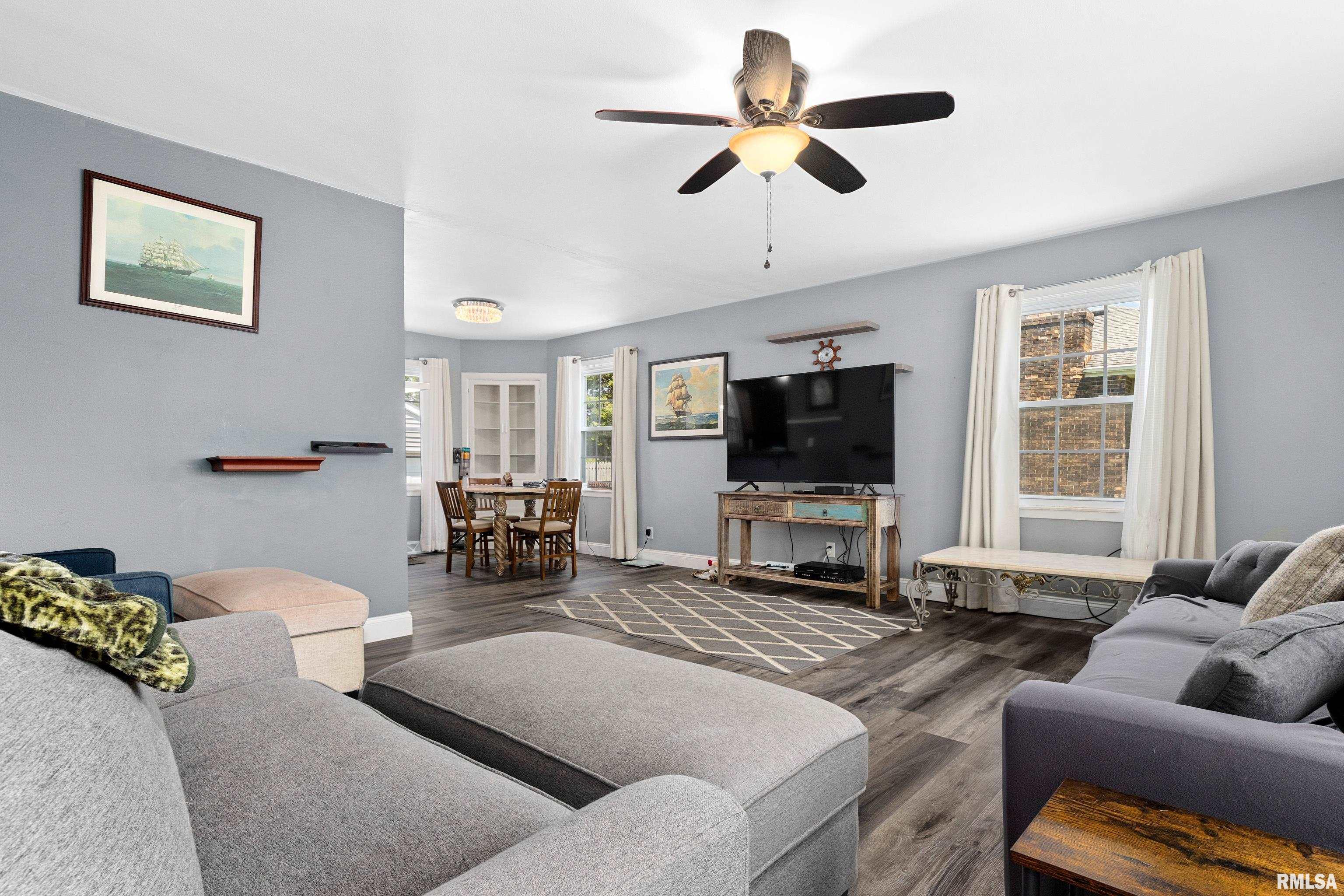 6119 West Fairview Road Peoria, IL 61607 - Photo 5 of 36