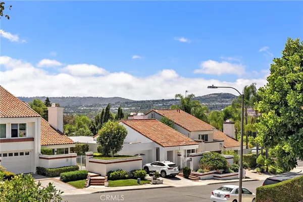 $1,699,000 | 25962 Ernestine Court, Laguna Hills, CA 92653