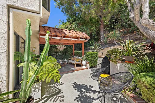 $1,699,000 | 25962 Ernestine Court, Laguna Hills, CA 92653
