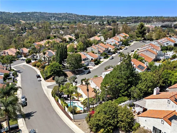 $1,699,000 | 25962 Ernestine Court, Laguna Hills, CA 92653